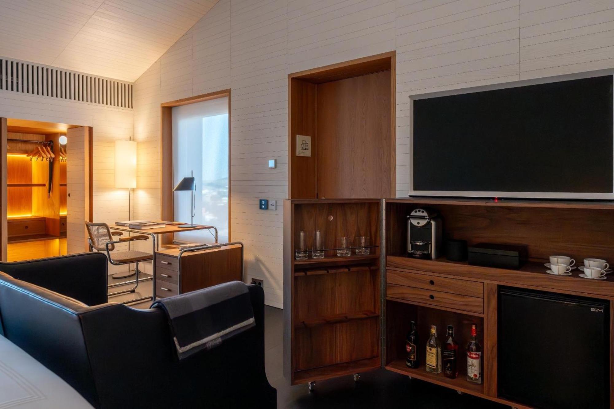 Atrio Hotel Caces Eksteriør billede