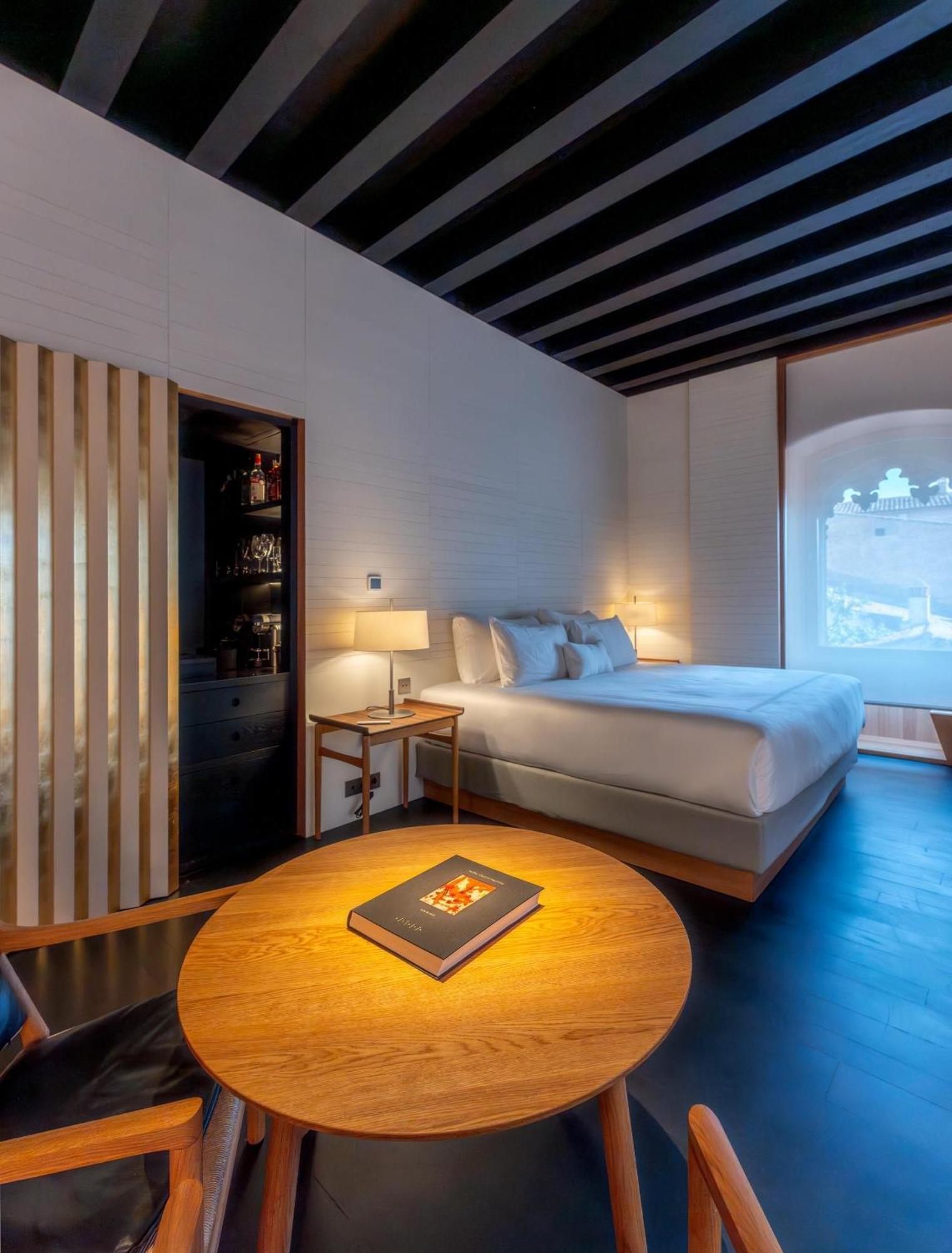 Atrio Hotel Caces Eksteriør billede